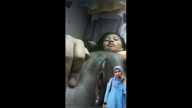 Nurul Zulaikha Roslan VC Jolok Pepek Dengan Marker Pen
