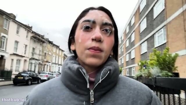 Triple facial cumwalk en Europa