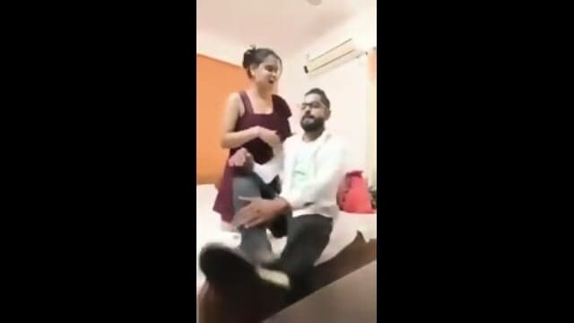 Horny desi couple birthday pe thukai