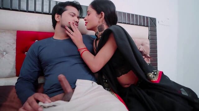 Haseena In Black Saree Fucking Hard Vy Horny Client