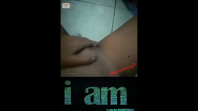 Si jilbab lagi video call sange