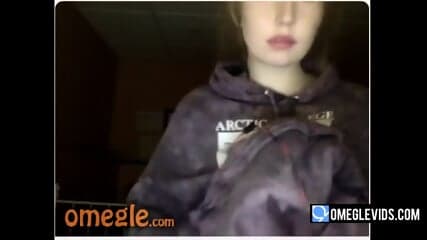 Sweatshirt From Omegle Tits Flash