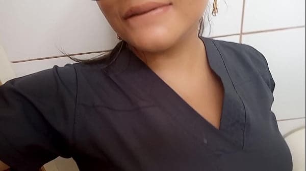 LATINA NURSE STEPMOTH MAKES PORN IN THE OFFICE ...