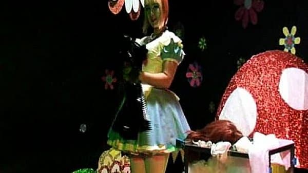 Straight Guy Sissy Maid Crossdressing Alice In ...
