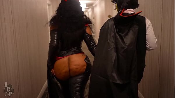 Gibby The Clown &amp; Jayla Page Fuck Hard On Hallo...