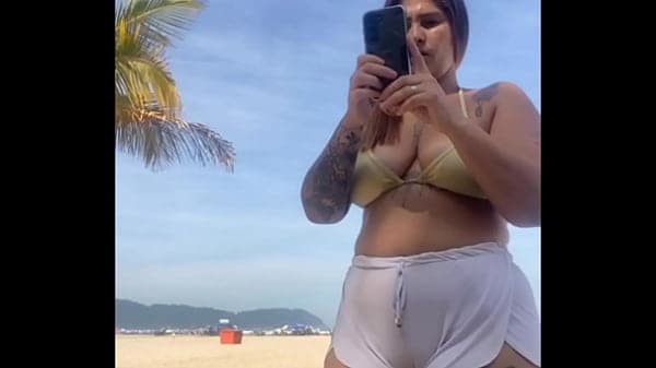 Nem percebi que esse shorts est&aacute; marcando a min...