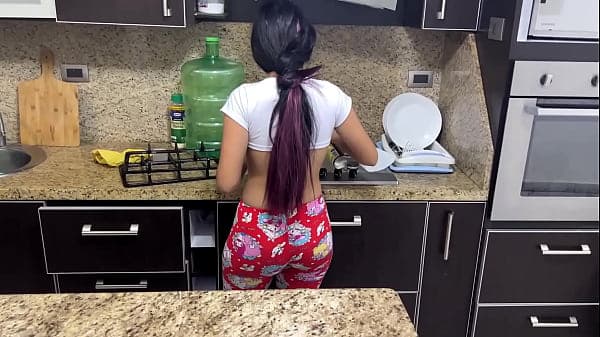 hijastra de 18 a&ntilde;os deliciosa me encanta ver su...