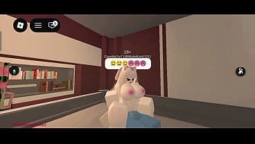 Conejita traviesa teniendo sexo con un seguidor...