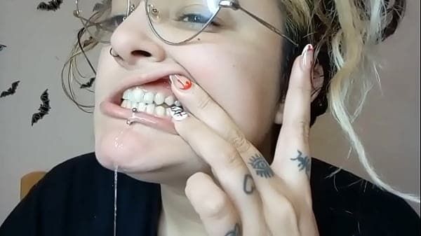 NEW FETISH QUEEN