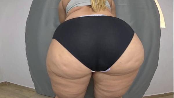 Sacudiendo Mi Culo Gordo
