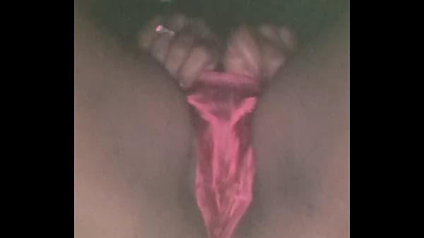 Naejae wedgies her pussy and takes them off sti...