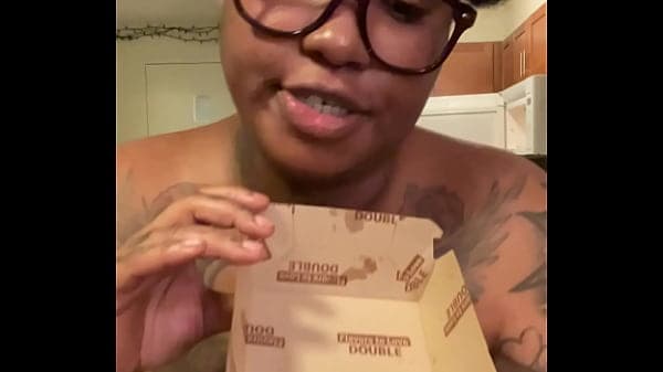 OG ShaBrim Being A Fatty Girl With Dis Double Big Mac️