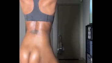 Fat Booty College Twerking
