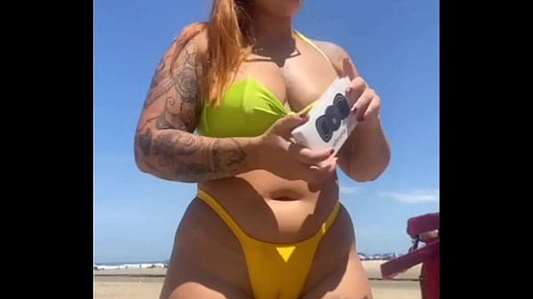 Hoje eu t&ocirc; afim de mamar v&aacute;rios na praia