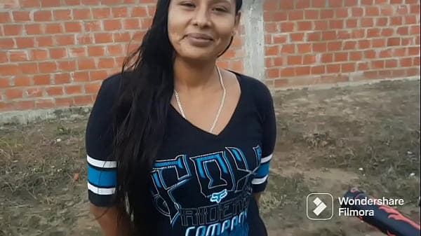 (PORNO EN ESPA&Ntilde;OL)jovencita putita pillada en l...