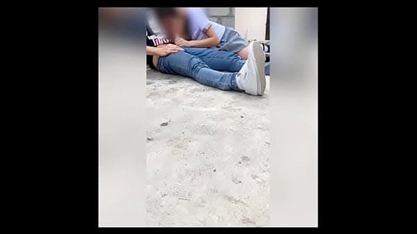 Colegiala se la CHUPA en la Azotea! Estudiantes...
