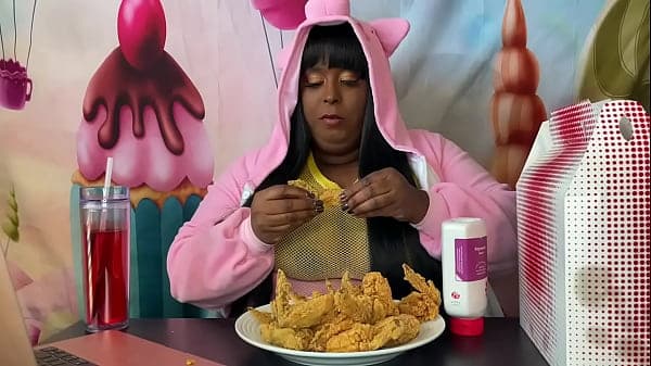 Feedmetons is a fat pig!!!  SSBBW stuffing face while watching porn. Feederism
