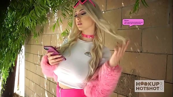 Young blonde Skylar Vox gets trash fucked by on...