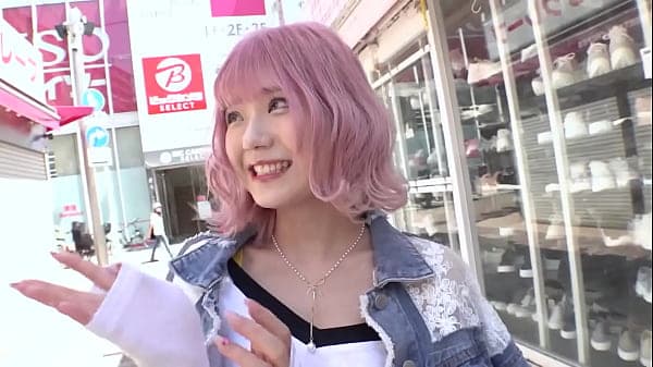パート１【ドMの極み】街中でプリ尻丸出しの鬼露出GAL！実は変態ドMちゃん！[尻叩き×目隠し×イラマチオ]何でもアリの超プレイ連発！中出し3回戦！！！