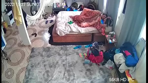 Câmera escondida flagra casal famoso