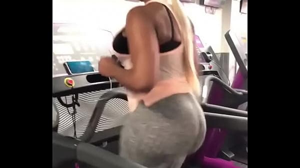Ebony phatass at gym