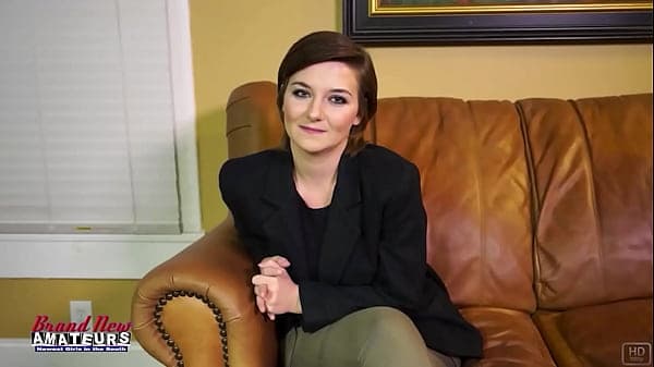 Short Haired Brunette Kylie Sucks A Cock And Sw...