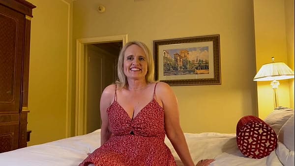 Casting Curvy: Thick Married MILF Fucks During ...